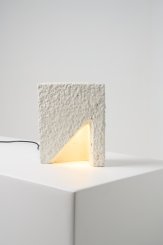 Luminária Brecha, Concreto. Por Caroline Strobel