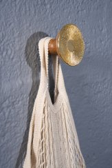 Coleção Regina, Cabideiro