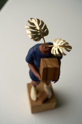 SÉRIE FLORESCER, ESCULTURA ABRIGO #1,