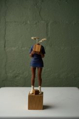 SÉRIE FLORESCER, ESCULTURA ABRIGO #1,