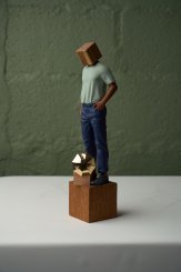 SÉRIE FLORESCER, ESCULTURA ABRIGO #2,