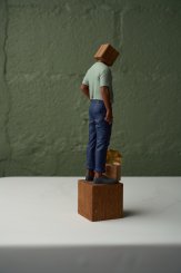 SÉRIE FLORESCER, ESCULTURA ABRIGO #2,