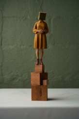 SÉRIE FLORESCER, ESCULTURA ABRIGO #3,