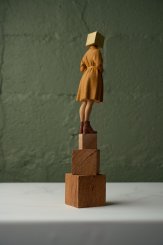 SÉRIE FLORESCER, ESCULTURA ABRIGO #3,