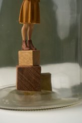 SÉRIE FLORESCER, ESCULTURA ABRIGO #7,