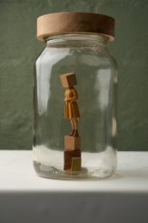 SÉRIE FLORESCER, ESCULTURA ABRIGO #7,