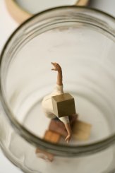 SÉRIE FLORESCER, ESCULTURA ABRIGO #8