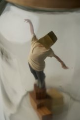 SÉRIE FLORESCER, ESCULTURA ABRIGO #8