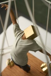 SÉRIE FLORESCER, ESCULTURA LIBERDADE