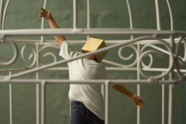 SÉRIE FLORESCER, ESCULTURA LIBERDADE