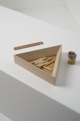 DPT027, Centro de Mesa Triângulo