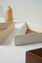 DPT027, Centro de Mesa Triângulo