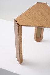 DPT035, Mesa Lateral Tríplice